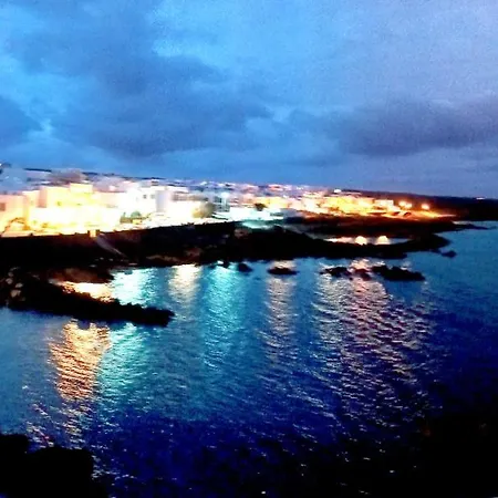 Apartman Costa Jameos Oceanfront-lava Pools