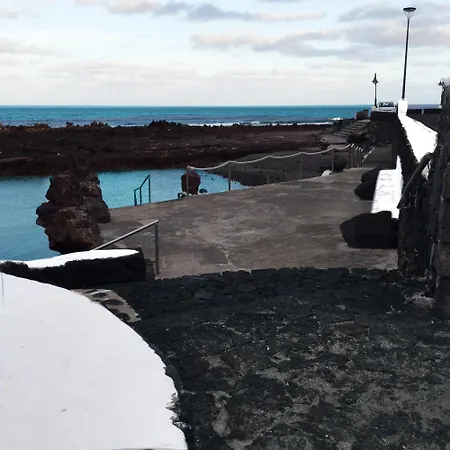 Casa Costa Jameos - Frente Al Mar Con Vistas Al Océano Punta Mujeres